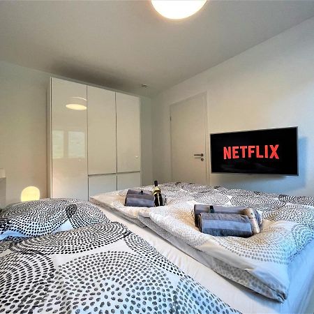 Moselpromenade Villa Moselufer, Panorama & Burg Cochem Blick, Netflix, Balkon Exterior foto